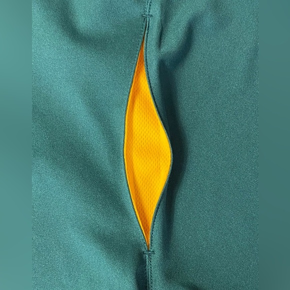 NFL Green Bay Packers Short Sleeve Graphic T-Shirt Size Medium - Picture 10 of 11